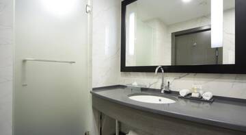 Фотографии Гостиница DoubleTree by Hilton г. Казань Татарстан (Россия) №2 Фото Гостиница DoubleTree by Hilton г. Казань 2