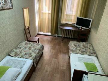 Фото номера Двухместный номер с 2 отдельными кроватями и общей ванной комнатой Гостиница Акспай г. Казань 2