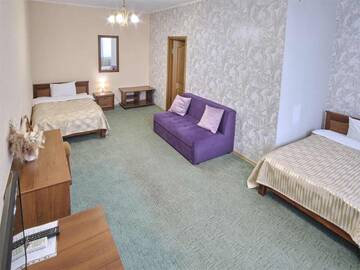 Фото номера Трехместный номер Отель DQ Hotel г. Казань 5