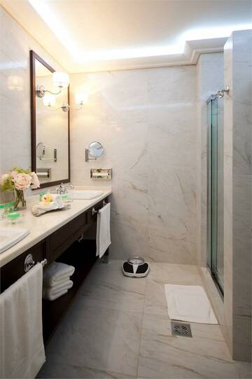 Фото номера Номер полулюкс комфорт Гостиница Luciano Residence г. Казань 5