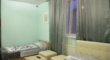 Фото номера Трехместный номер с основными удобствами Гостиничный комплекс Добрый Финн г. Казань 4